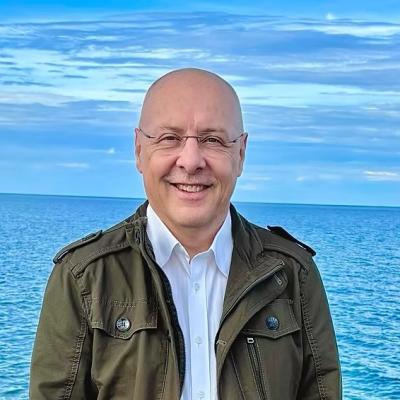 Profile picture for user Claude Streef